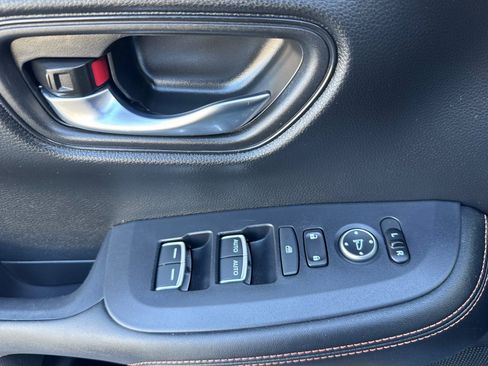Used 2024 Honda HR-V Sport image 8