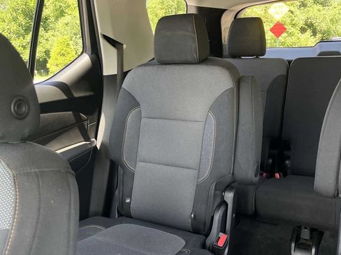 Used 2019 Chevrolet Traverse LT AWD/4WD image 34