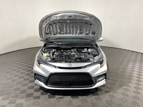 Used 2020 Toyota Corolla SE w/ SE Premium Package image 9