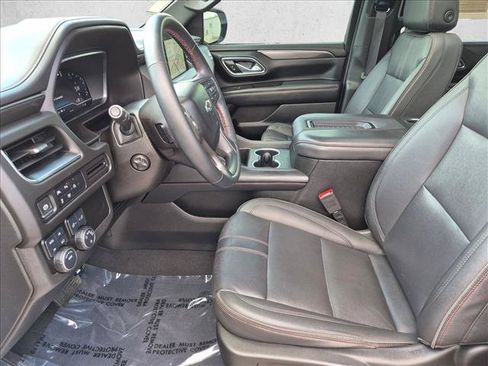 Used 2023 Chevrolet Suburban RST w/ Luxury Package AWD/4WD image 11