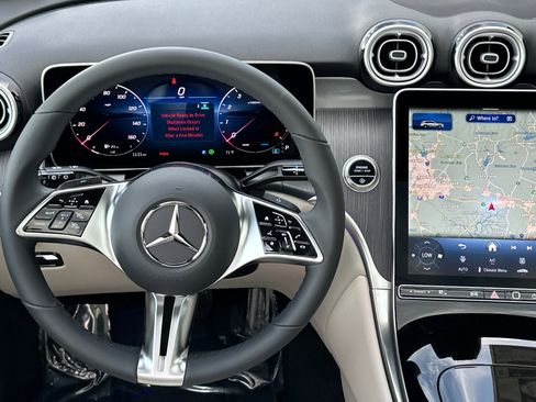 New 2026 Mercedes-Benz GLC 300 4MATIC image 14