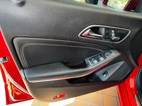 Used 2019 Mercedes-Benz CLA 250 image 15