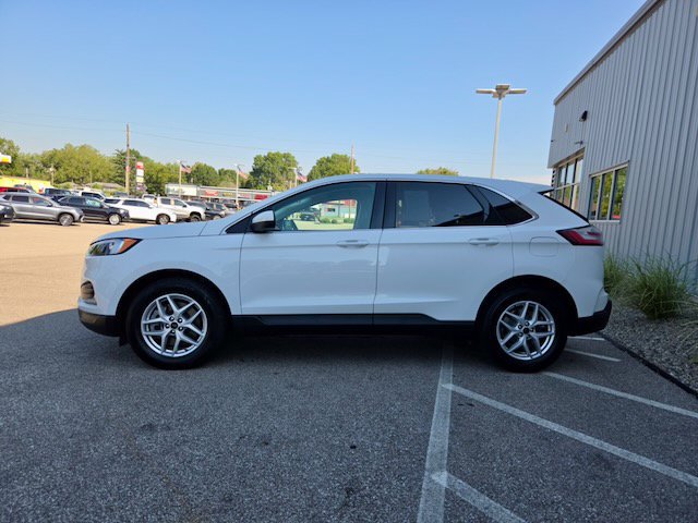 Used 2024 Ford Edge SEL AWD/4WD image 4
