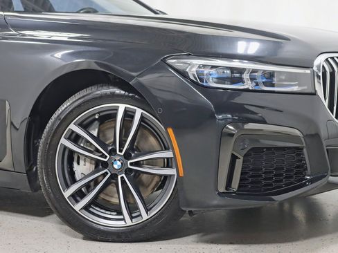 Used 2020 BMW 750i xDrive w/ Executive Package image 5