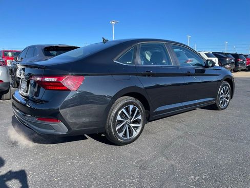 Used 2024 Volkswagen Jetta S image 4