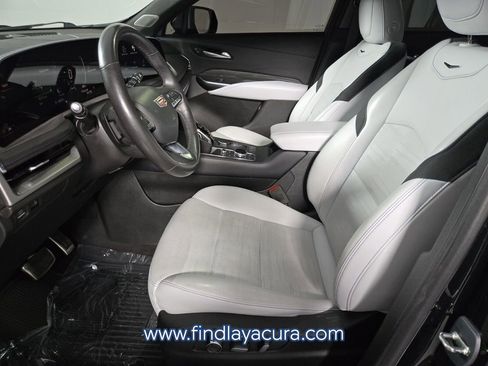 Used 2024 Cadillac XT4 Sport image 13