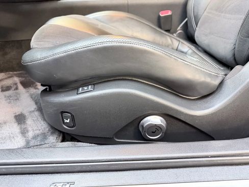 Used 2015 Nissan GT-R Premium image 12