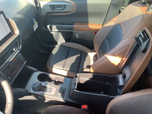 New 2026 Ford Bronco Sport Outer Banks w/ Outer Banks Tech Package+ AWD/4WD image 35