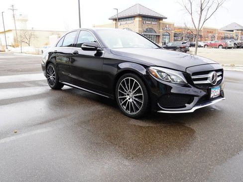 Used 2015 Mercedes-Benz C 300 4MATIC Sedan image 3