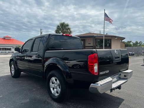 Used 2012 Nissan Frontier SV RWD image 7