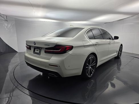 Used 2021 BMW 540i w/ Convenience Package image 4