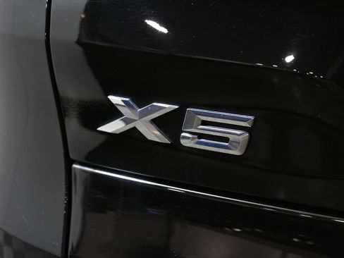 Used 2022 BMW X5 xDrive40i w/ Premium Package AWD/4WD image 39