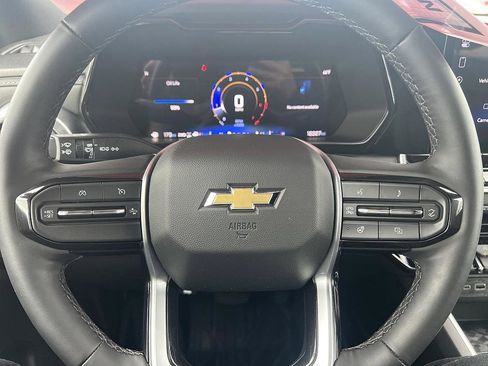 Used 2024 Chevrolet Colorado LT w/ LT Convenience Package III image 13