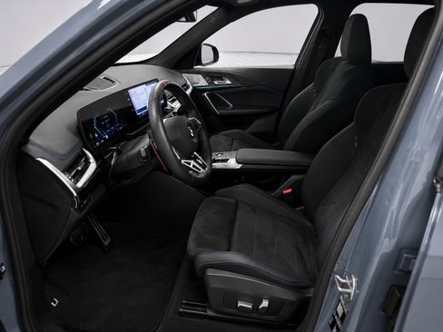 Used 2025 BMW X1 M35i w/ Premium Package AWD/4WD image 9