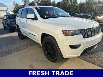 Used 2020 Jeep Grand Cherokee Altitude