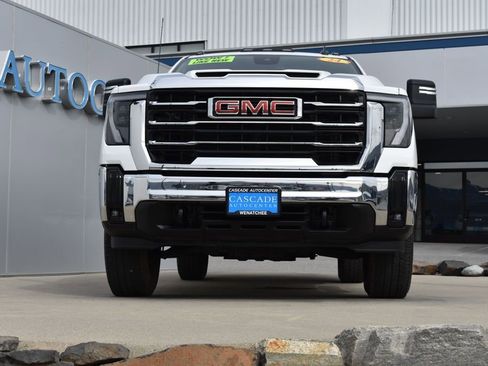 Certified 2024 GMC Sierra 2500 SLE w/ SLE Convenience Package AWD/4WD image 2