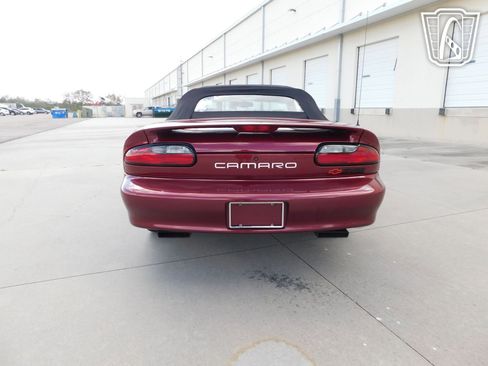 Used 1995 Chevrolet Camaro Z28 image 4