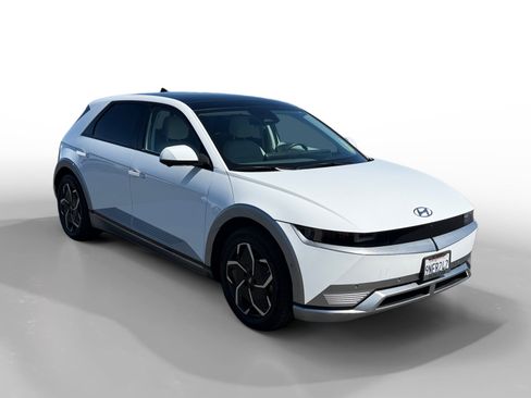 Certified 2024 Hyundai Ioniq 5 Limited RWD image 7