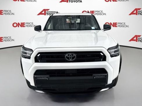 Certified 2025 Toyota 4Runner SR5 AWD/4WD image 3