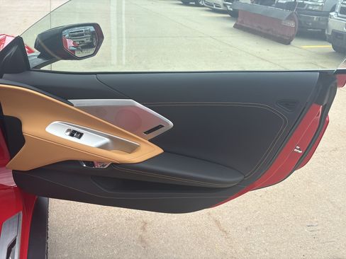 Used 2023 Chevrolet Corvette Stingray Preferred Conv w/ Z51 Performance Package RWD image 8