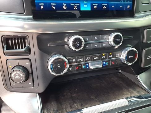 Used 2023 Ford F150 Lariat w/ FX4 Off-Road Package AWD/4WD image 27