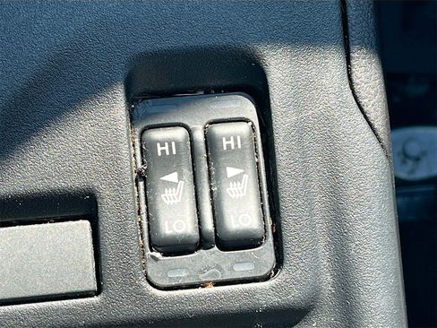 Used 2022 Subaru Impreza 2.0i Limited image 21