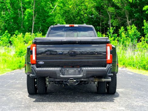 Used 2025 Ford F450 Platinum AWD/4WD image 8