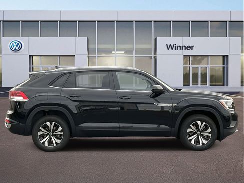 New 2026 Volkswagen Atlas Cross Sport SE image 6