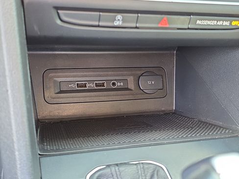 Used 2021 Volkswagen Atlas SE w/ Panoramic Sunroof Package image 30