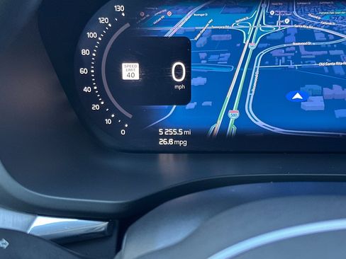 Used 2025 Volvo XC60 B5 Core image 36