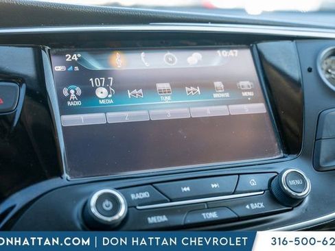 Used 2019 Buick Envision Essence image 9
