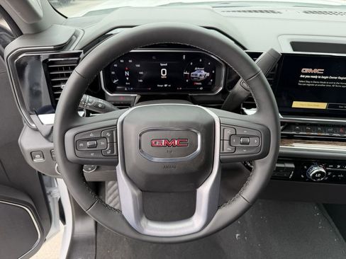 New 2026 GMC Sierra 1500 SLE w/ X31 Off-Road Package AWD/4WD image 29