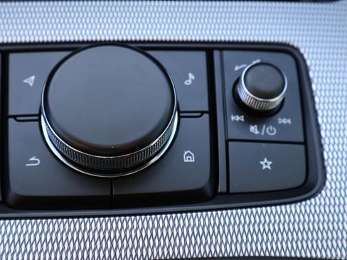 Certified 2025 MAZDA CX-70 3.3 Turbo w/ Premium Package image 38