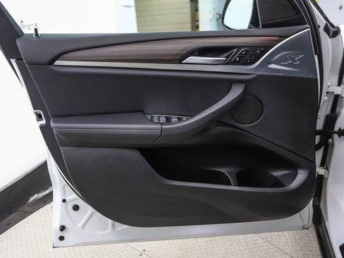 Used 2021 BMW X3 xDrive30i w/ Convenience Package image 9