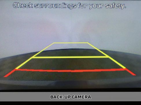 Used 2017 Kia Soul + image 3