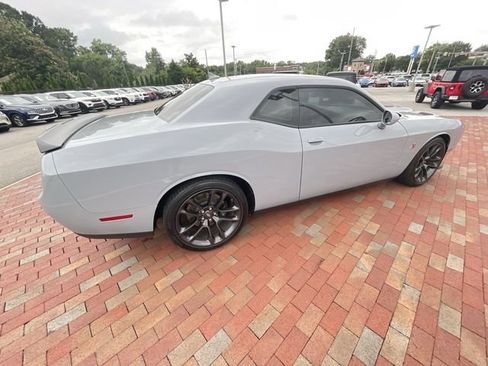 Used 2021 Dodge Challenger R/T Scat Pack RWD image 33