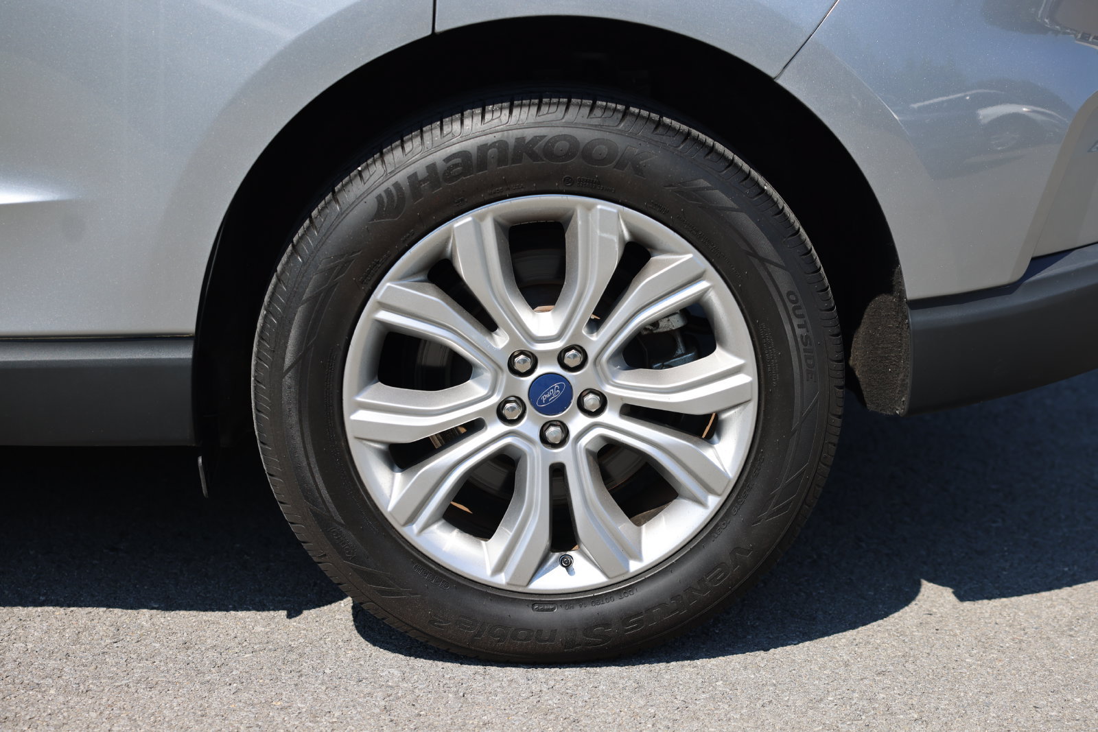 Used 2022 Ford Edge Titanium w/ Equipment Group 301A AWD/4WD image 31
