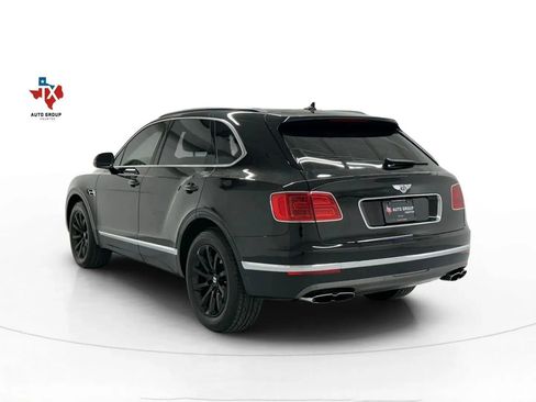Used 2019 Bentley Bentayga image 4