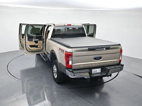 Used 2018 Ford F250 Lariat w/ Chrome Package image 42
