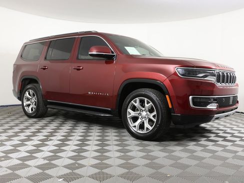 Used 2022 Jeep Wagoneer Series II image 3