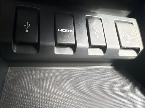 Used 2016 Honda HR-V EX image 26