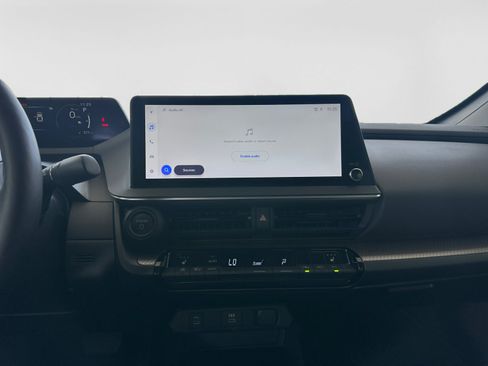 Used 2026 Toyota Prius XLE FWD image 20