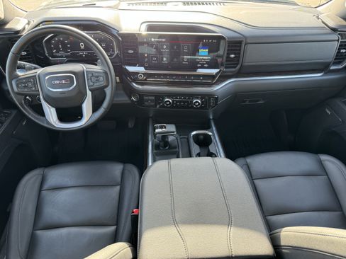 Used 2025 GMC Sierra 1500 Elevation w/ Elevation Premium Package AWD/4WD image 10