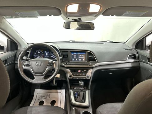 Used 2018 Hyundai Elantra SEL FWD image 18