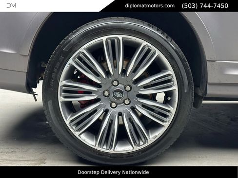 Used 2020 Land Rover Range Rover Sport SVR AWD/4WD image 42