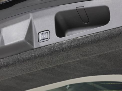 Used 2011 Cadillac CTS V image 57