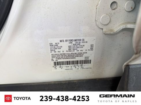 Used 2022 Ford Explorer XLT w/ Equipment Group 202A image 23