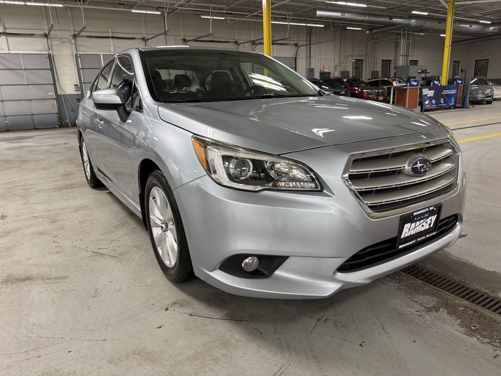 Used 2017 Subaru Legacy 2.5i Premium w/ Moonroof Package AWD/4WD image 2