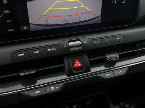 Used 2025 Kia K4 EX image 21