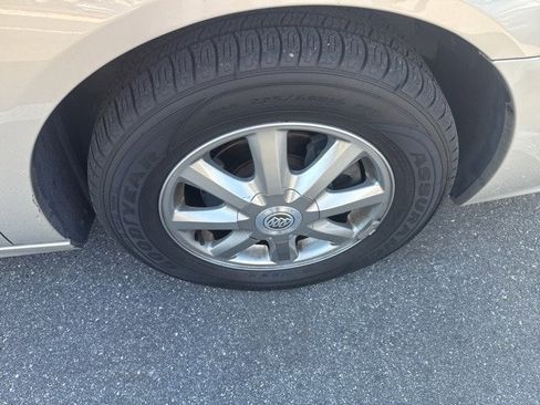 Used 2008 Buick LaCrosse CXL w/ Driver Confidence Package image 14